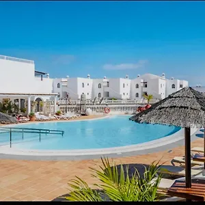 Paula , Costa Teguise España